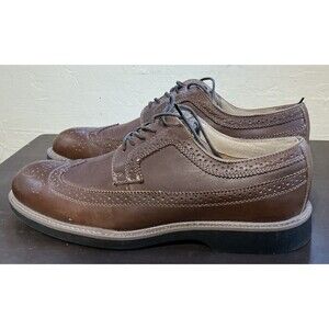 G.H. Bass & Co. "Windsor" Wingtip Oxfords Size 10.5